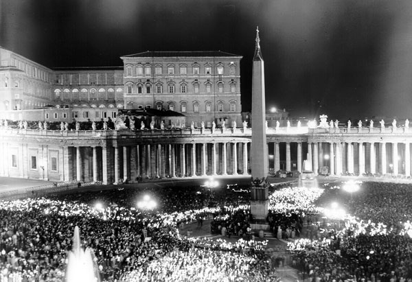 Come arrivare a Seminario Vescovile Papa Giovanni XXIII a Bergamo con Bus o  Treno?